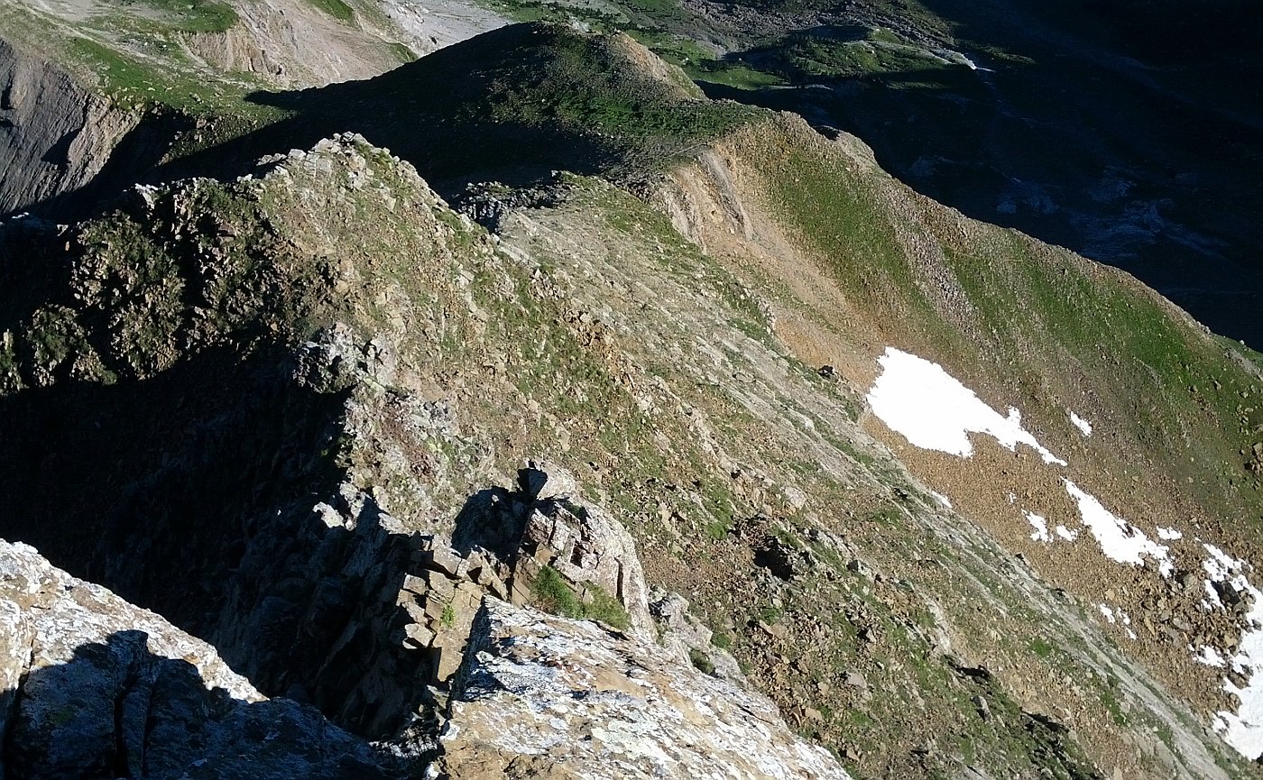 Arête nord ouest du Petit pic des Astazous