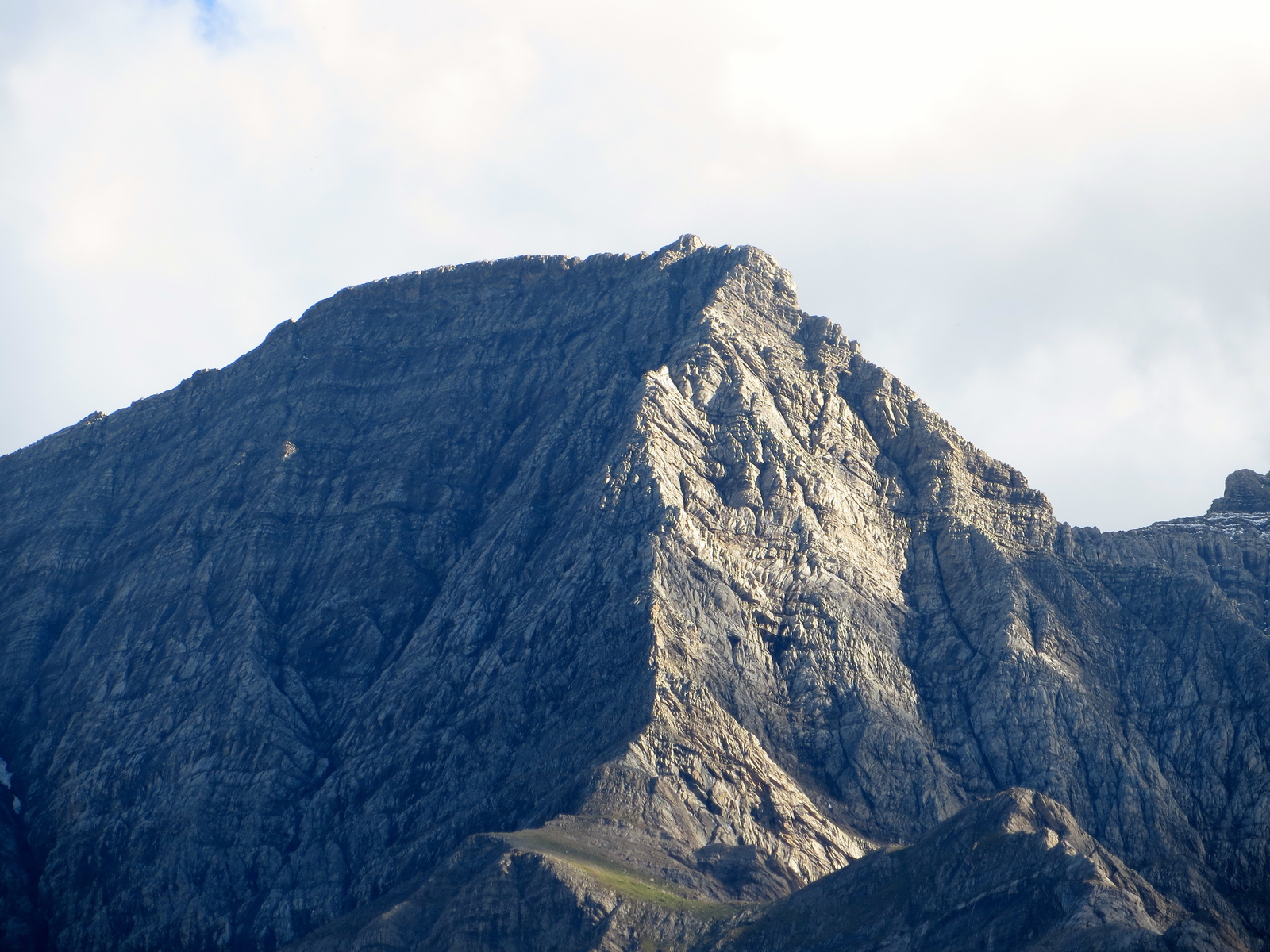 Ascension guidée de larête nord ouest du Petit Astazou