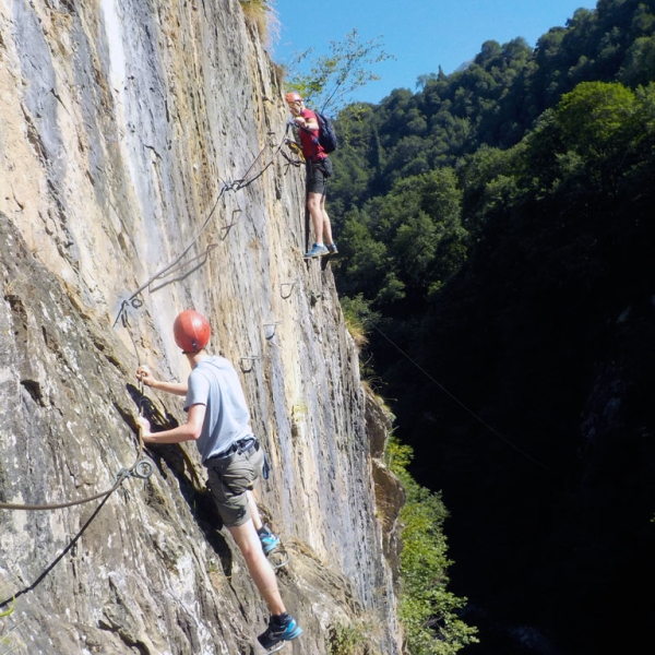 via-ferrata-04-guides-gavarnie