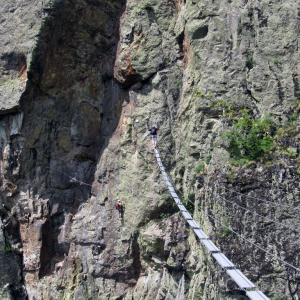 via-ferrata-05-guides-gavarnie